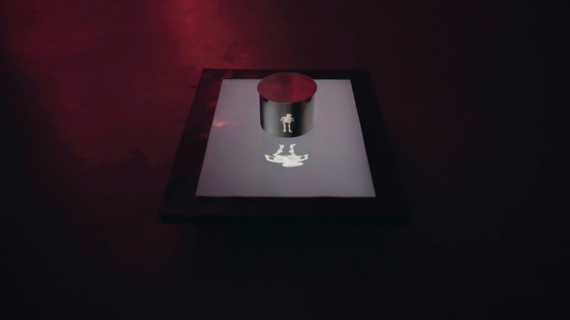 Espace Liberté, Liège (B), “Inner Self” "Vanity fair anamorphose"